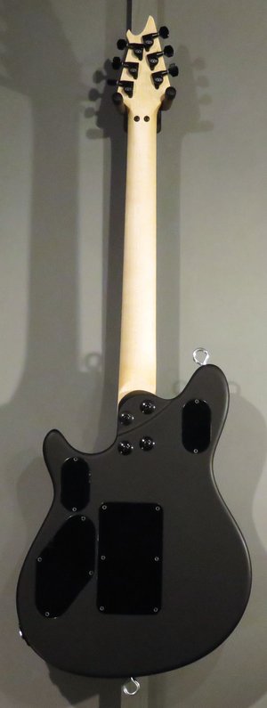 EVH Wolfgang USA Signature 2023 Stealth Black w/Hardshell Case